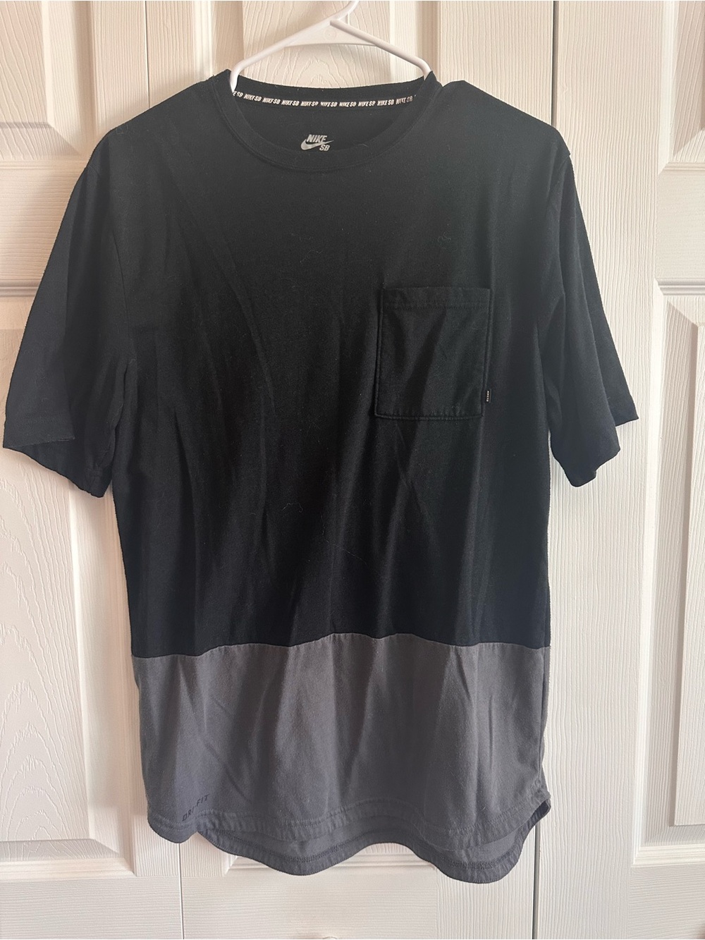 Nike Men’s Two-tone Pocket Tee